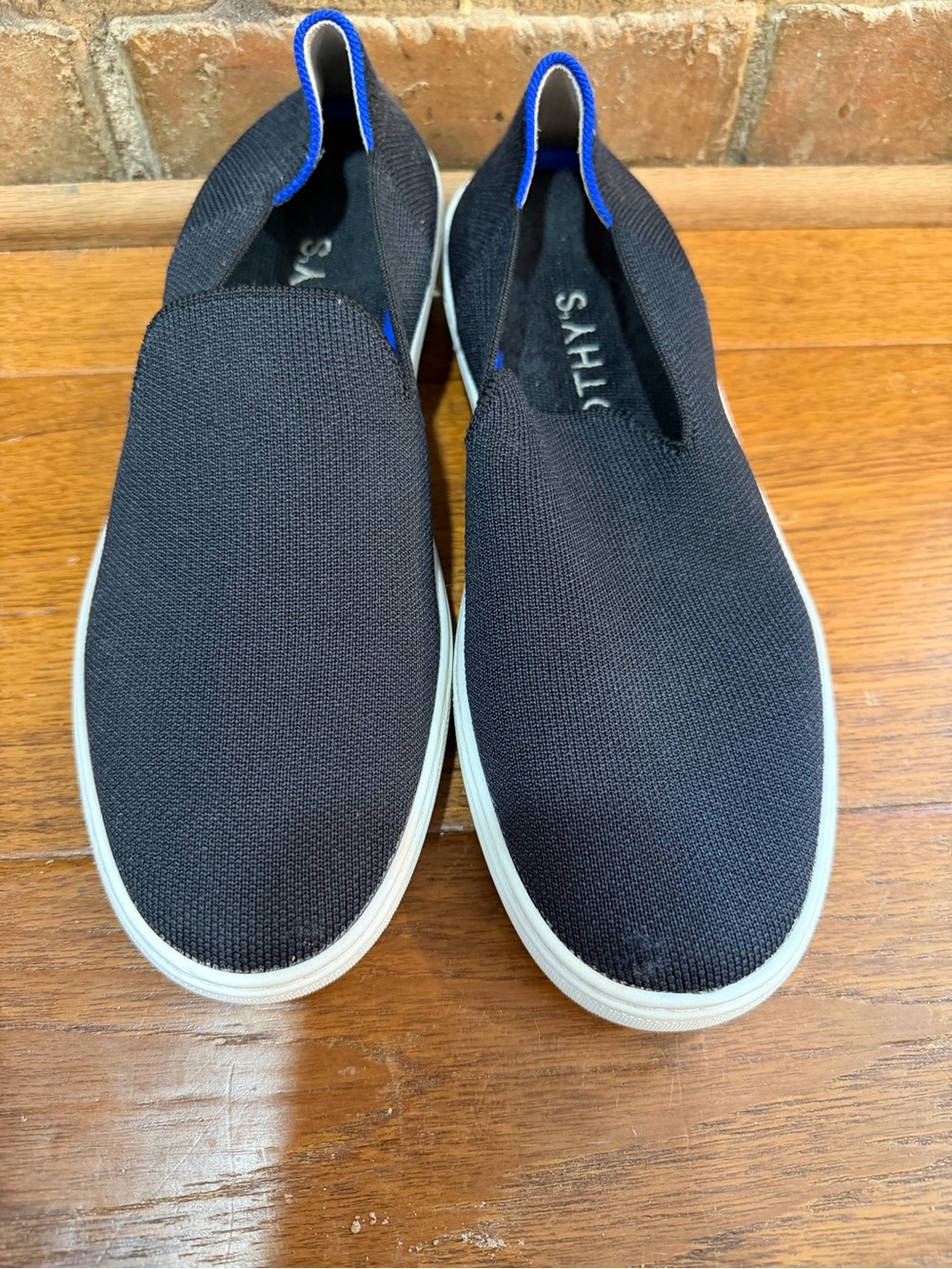 Rothy’s Black Slip-On Sneakers / women’s 9 - Picture 2 of 6
